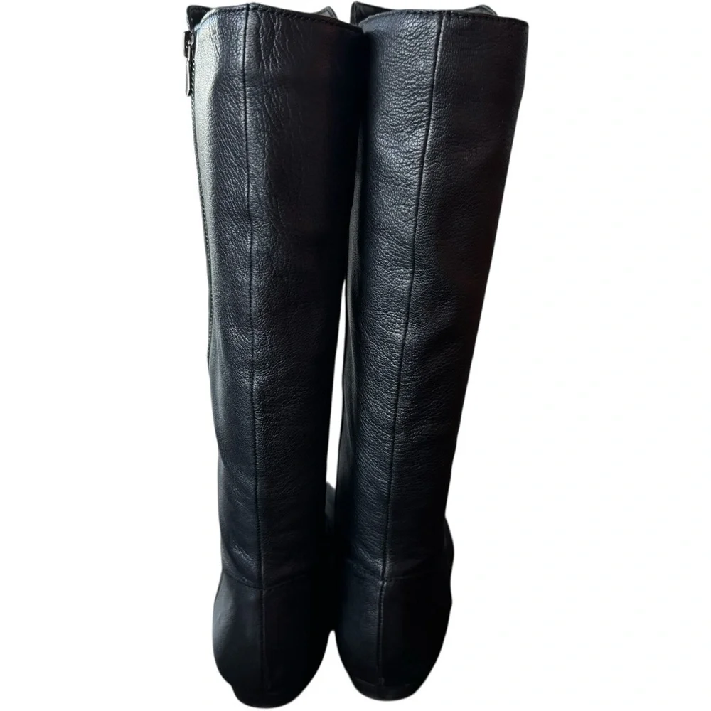 GIANNI BINI Soft Black Leather Knee High Flat Riding Boots Tall Zip Women's 7.5